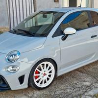 Abarth 595 esseesse 70th 180cv