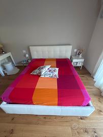 divano letto matrimoniale contenitore