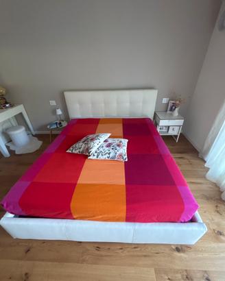 divano letto matrimoniale contenitore