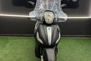 Piaggio Beverly 300 police