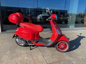 Piaggio Vespa 125 Primavera 3V Red ABS