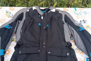 completo GS dry come nuovo 