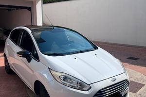 Ford fiesta titanium
