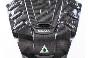 Cover motore in carbonio per Alfa Giulia Q.V.