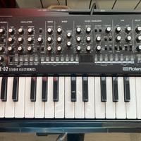 Roland SE 02