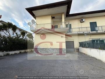SOLUZIONE INDIPENDENTE CON SPAZIO ESTERNO COD. 052