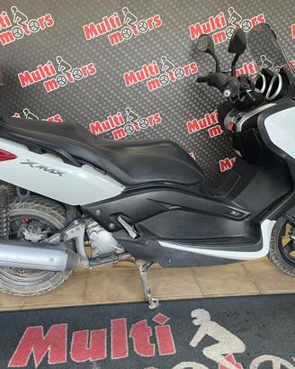 Yamaha X-Max 250