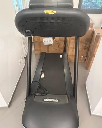 TAPIS ROULANT TECHNOGYM SERIE RUN