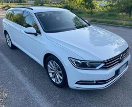 Volkswagen Passat Variant Businessline 2.0 TDI DSG