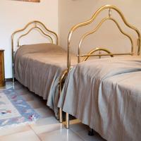 Lettino singolo in ottone
