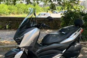 Yamaha Xmax 300