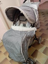 passeggino grigio grande 