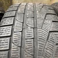 GOMME INVERNALI 235/40/19 96V