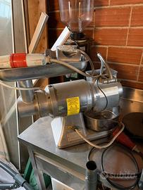 Tritacarne/Grattugia professionale