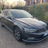 VW PASSAT VARIANT 2.0 TDI EXECUTIVE 150CV DSG