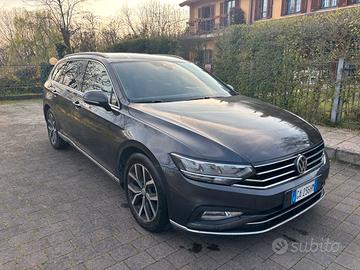 VW PASSAT VARIANT 2.0 TDI EXECUTIVE 150CV DSG