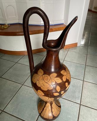 Anfora in legno