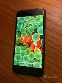 IPhone SE 3 128GB grado A iOS 26.1