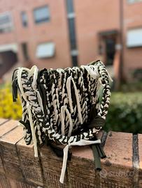 Borsa uncinetto verde e bianca