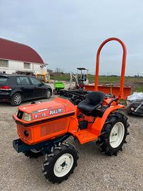 B1-15 Bull Tra, ridotte, 4x4, bloc diff., ROPS
