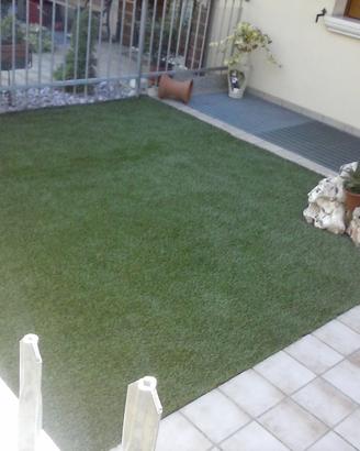 Prati sintetici erba finta su misura(prezzo al mq)