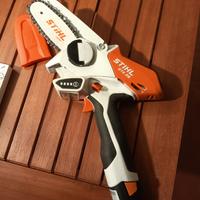 Motosega STHILL GTA26 a batteria al litio