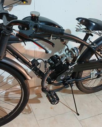 Bici a motore a scoppio