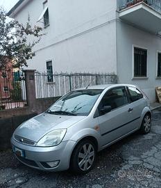 ford foesta 2004