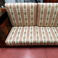 Divano 2posti struttura radica con libreria.