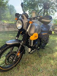 Royal Enfield Himalayan scram 411