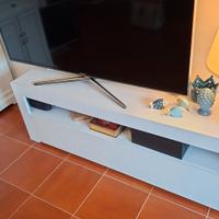 mobile tv con cassetto