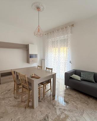 Ampio appartamento 4 camere letto per studentesse