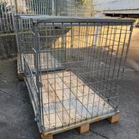 Bancale con gabbia metallica