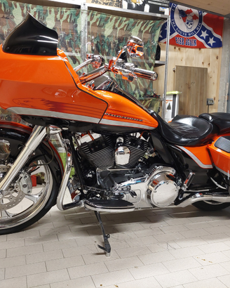 Harley Davidson Road Glide CVO Sceamin Eagle 2009