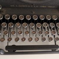 macchina da scrivere Olivetti M40 