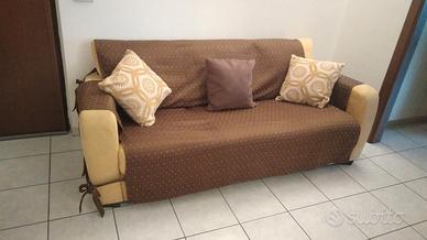 divano giallo 3 posti