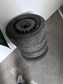 Cerchioni e gomme punto fiat
