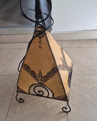  Lampada etnica in pelle