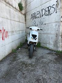 Piaggio nrg mc2 50 (70)
