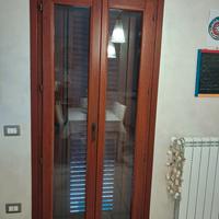 porta e persiana monoblocco in legno 