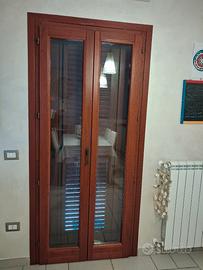 porta e persiana monoblocco in legno 