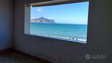 Panoramico appartamento sul mare