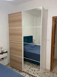 Armadio Ikea ante scorrevoli con led