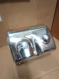 Asciugamani elettrico in acciaio magnum fumagalli