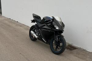 YAMAHA YZF-R125