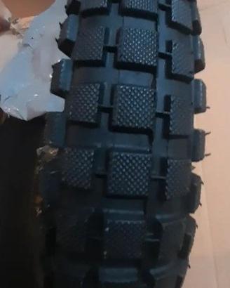 Pneumatico Off-Road  NUOVO 