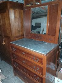 mobiletto con specchio 