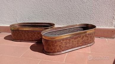 Portavasi in ottone e rame