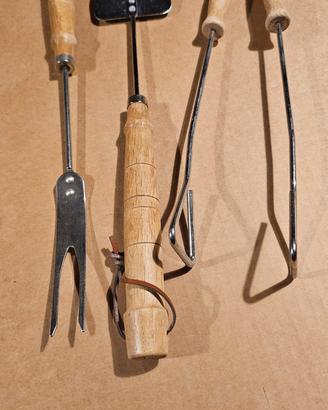 Set utensili per barbecue 