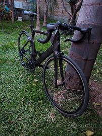 bici da corsa Colnago concept 